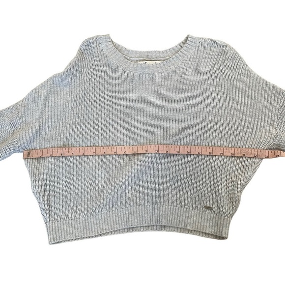 Hollister Drop Shoulder Lightweight Women’s Medium Gray Sweater - Picture 5 of 8